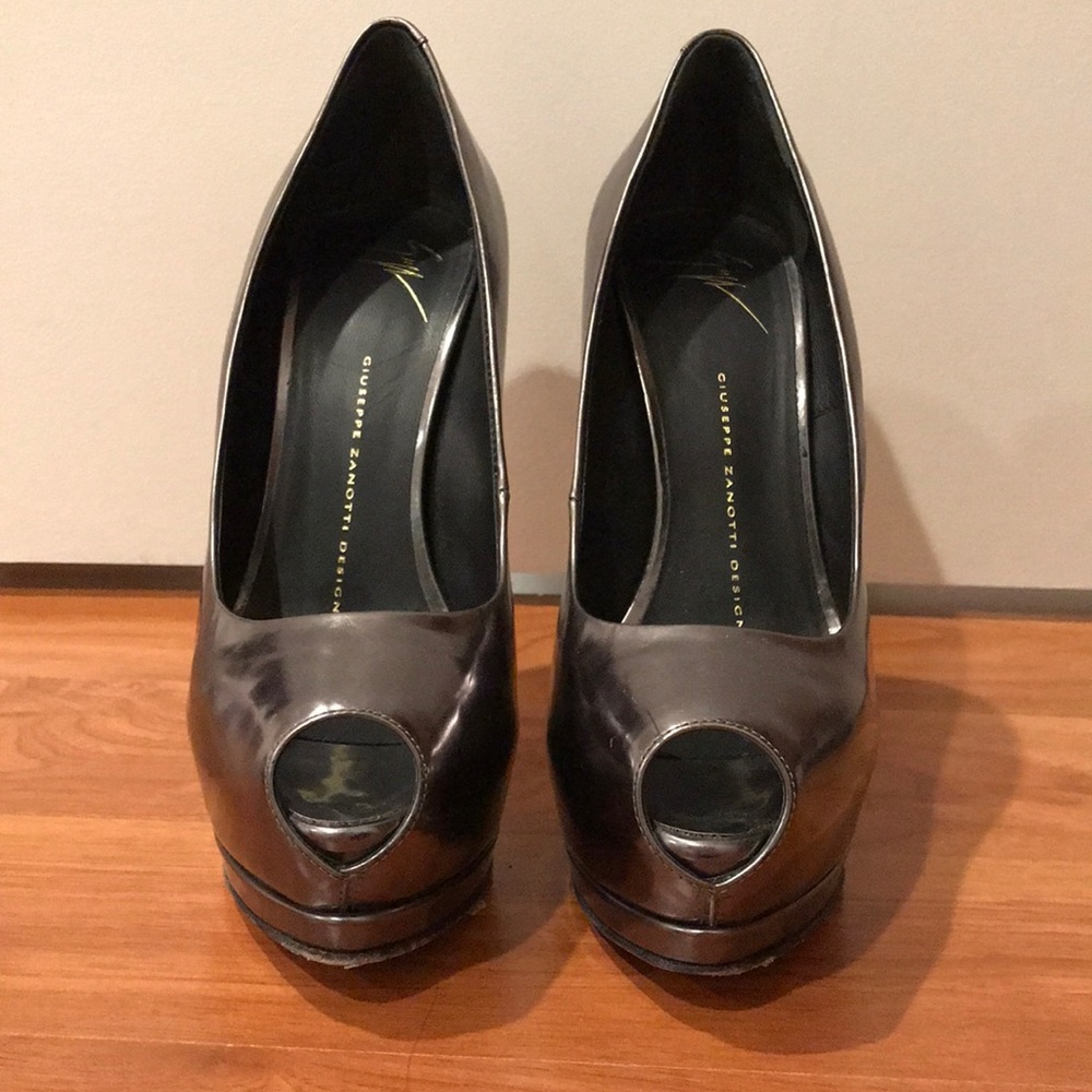 Giuseppe Zanotti Peep Toe Sharon Pumps